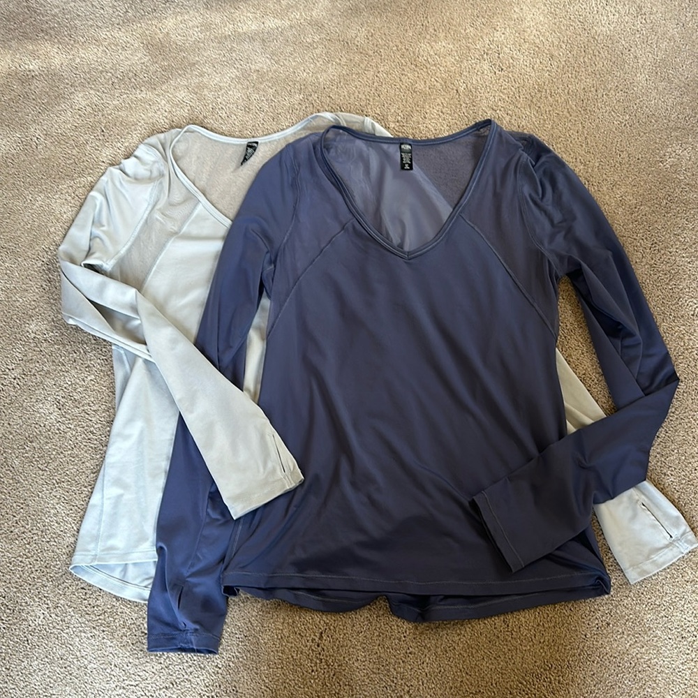 2 Victoria Secret Sport tops